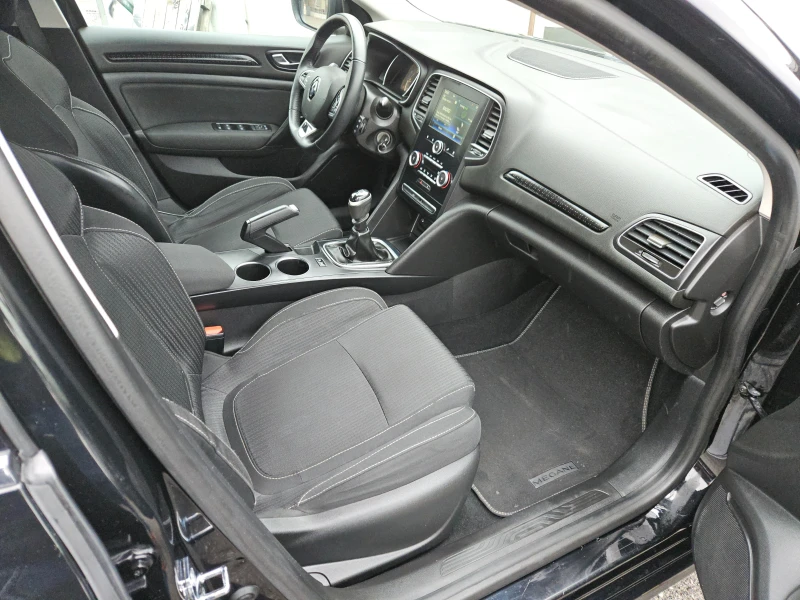 Renault Megane 1.5DCI/SPORTER/BLACK FRIDAY/6ск/LED/ACC/БЛУТУТ/EU6, снимка 15 - Автомобили и джипове - 52575661