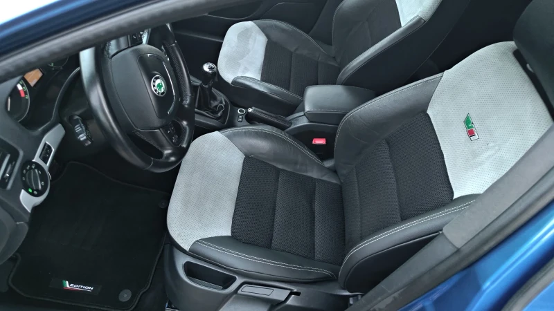 Skoda Octavia 2.0iVRS ABT 241k.c., снимка 7 - Автомобили и джипове - 52576133