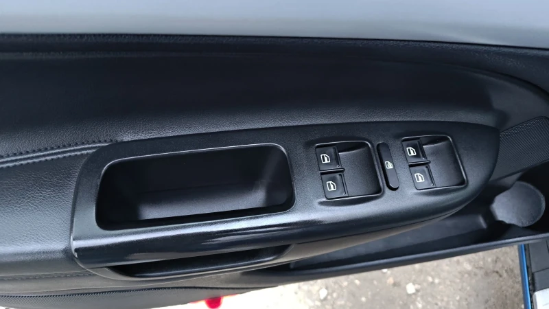 Skoda Octavia 2.0iVRS ABT 241k.c., снимка 16 - Автомобили и джипове - 52576133