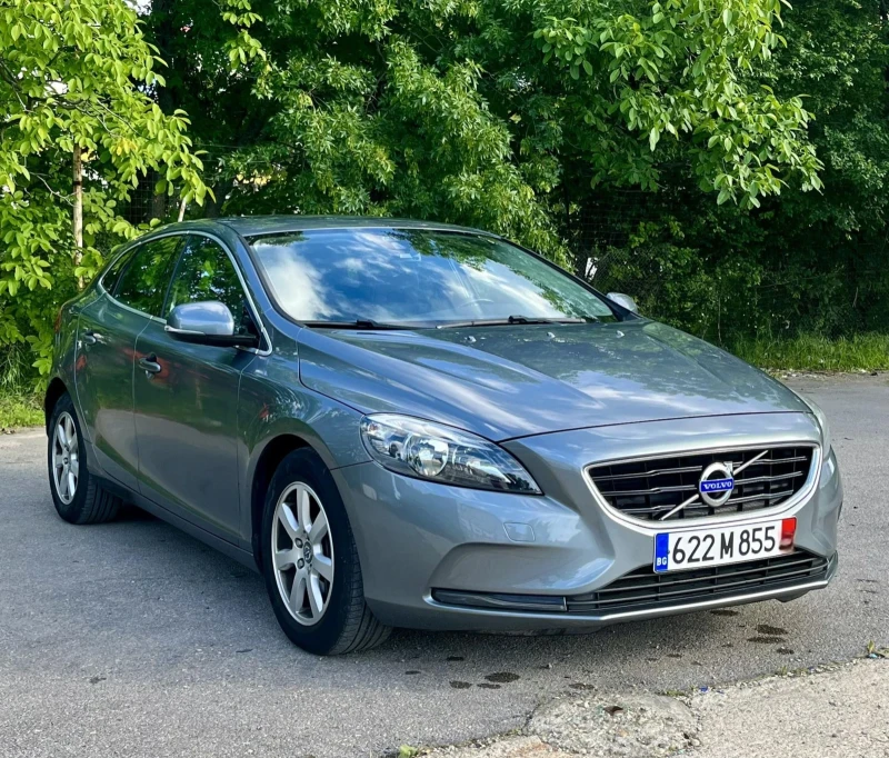 Volvo V40 D4