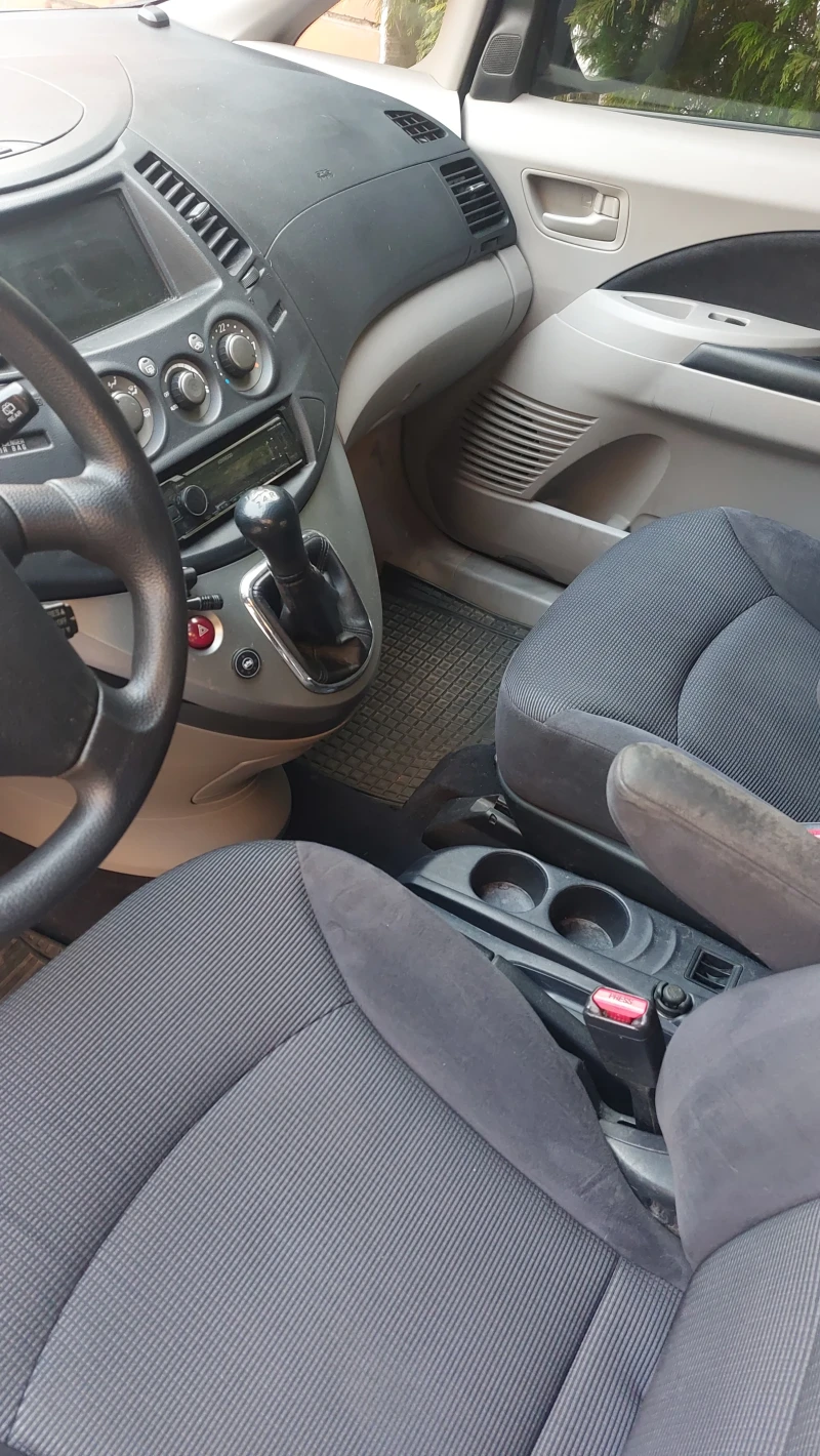 Mitsubishi Grandis Газ/бенин БРЦ, снимка 9 - Автомобили и джипове - 53045939