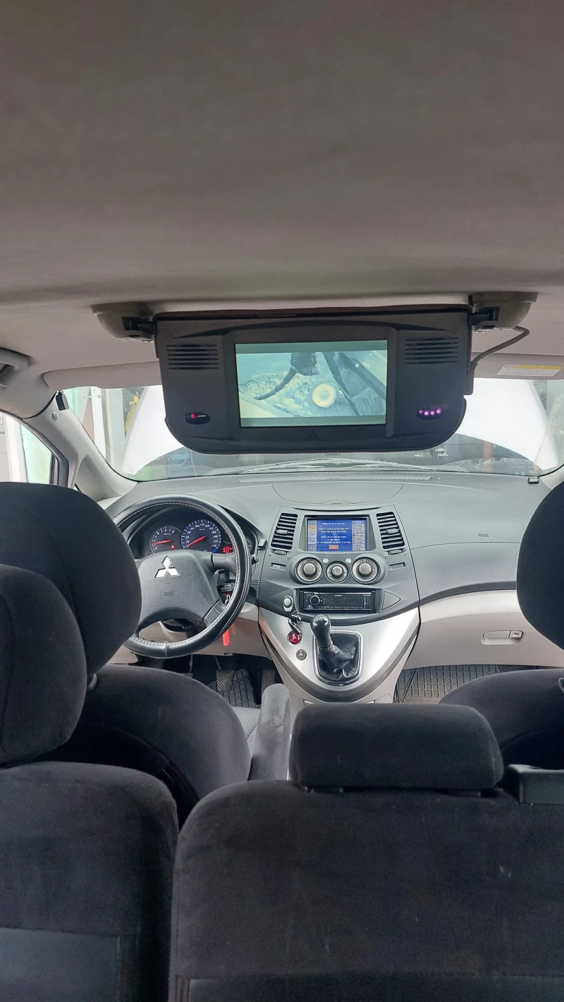 Mitsubishi Grandis Газ/бенин БРЦ, снимка 11 - Автомобили и джипове - 53045939