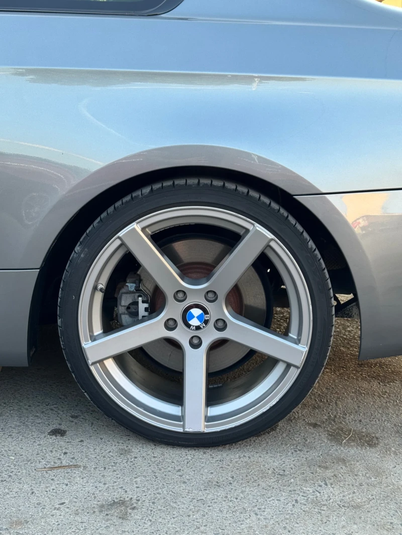 BMW 330, снимка 14 - Автомобили и джипове - 53288620