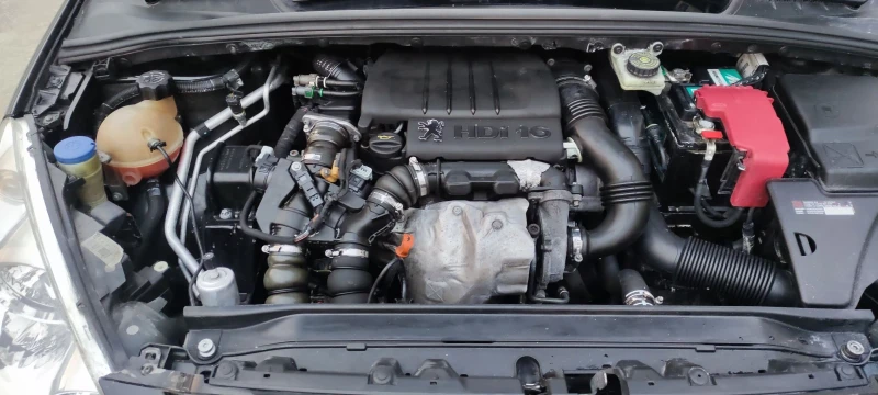 Peugeot 308 Exclusive , снимка 11 - Автомобили и джипове - 53575768