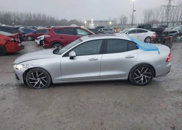 Volvo S60 T6, снимка 11 - Автомобили и джипове - 48144491