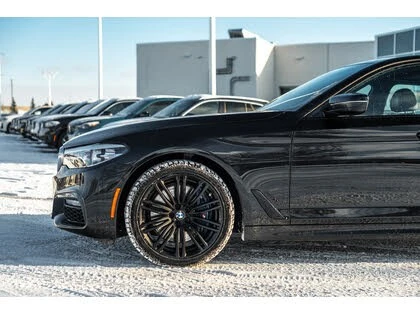 BMW 540 * М-Package* * HeadUp* AвтоКредит* (ЦЕНА ДО БГ), снимка 7 - Автомобили и джипове - 54116041