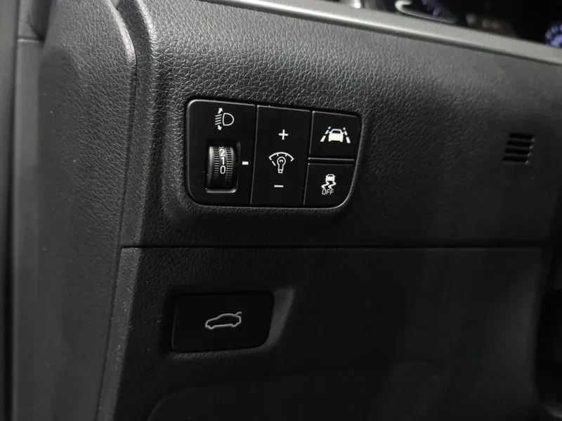 Kia K5 2.0 Prestige, снимка 14 - Автомобили и джипове - 55738970