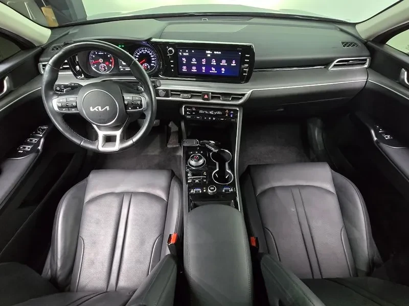Kia K5 2.0 Prestige, снимка 7 - Автомобили и джипове - 55738970