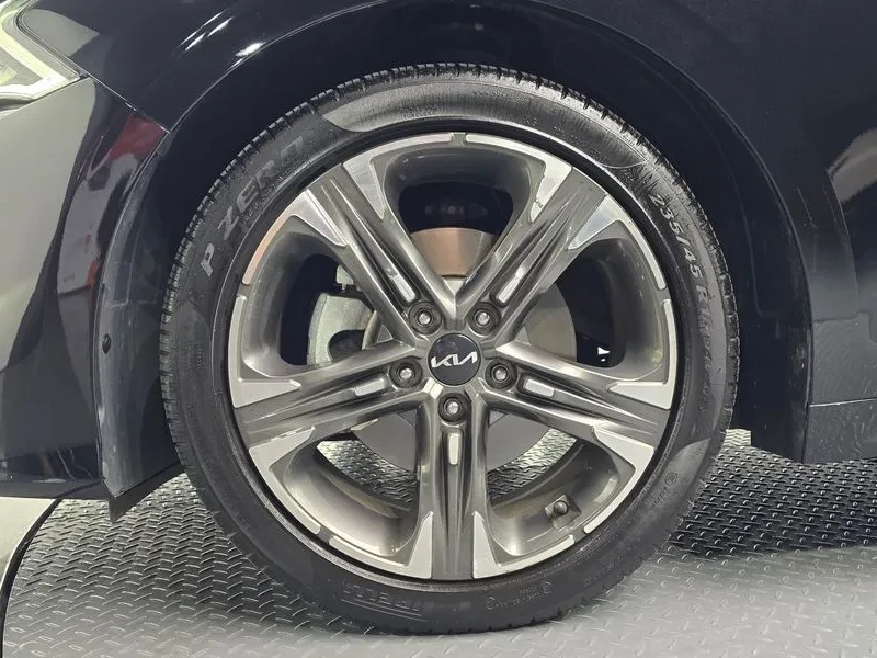 Kia K5 2.0 Prestige, снимка 5 - Автомобили и джипове - 55738970