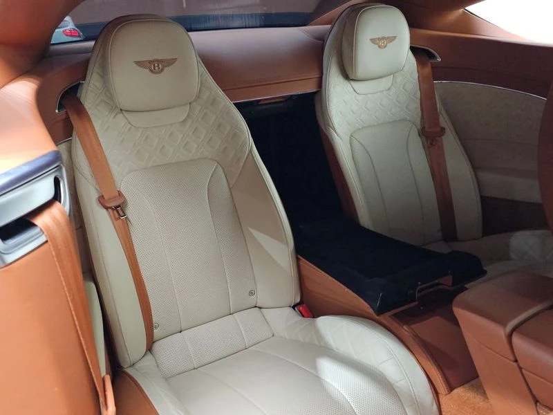 Bentley Continental 4.0 CVD Automatic КРАЙНА ЦЕНА: 117843 EUR !!!РЕАЛН, снимка 12 - Автомобили и джипове - 55967612