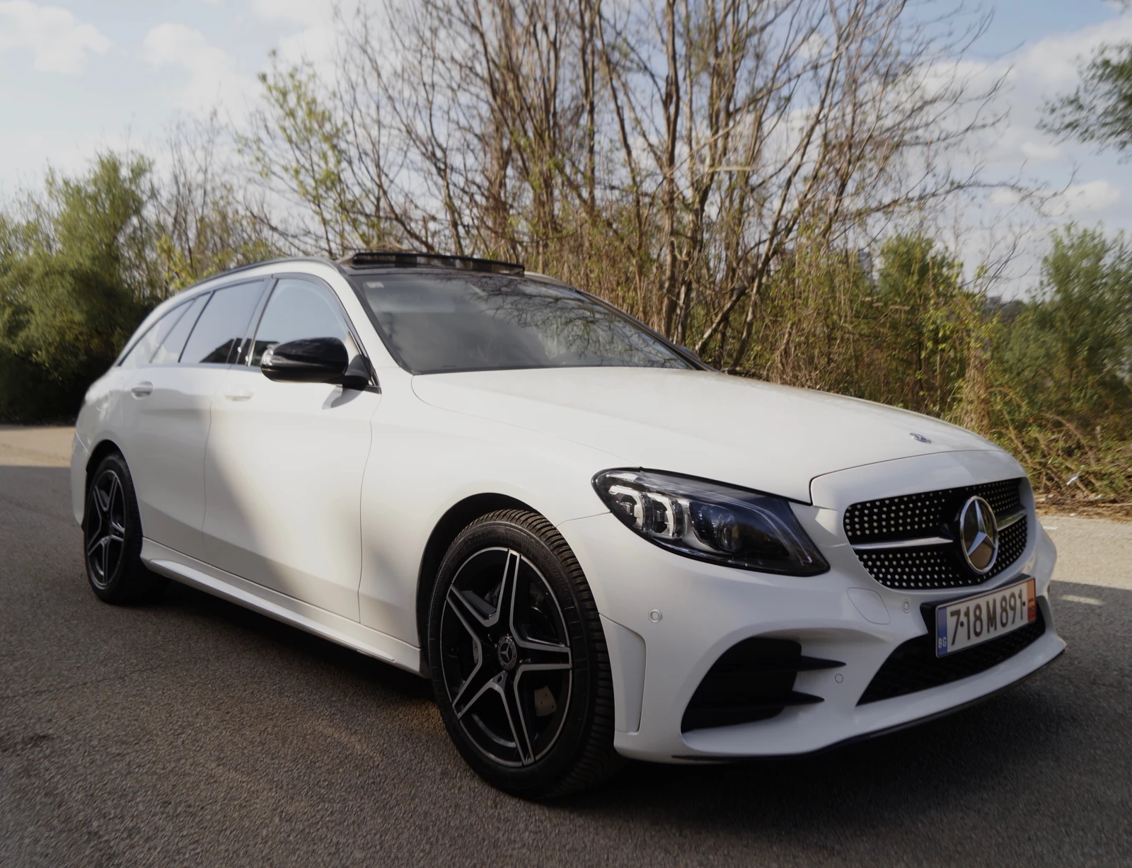 Mercedes-Benz C 220 * AMG * FULL DIGITAL * MultiBeam * 9G * PANORAMA * - изображение 3