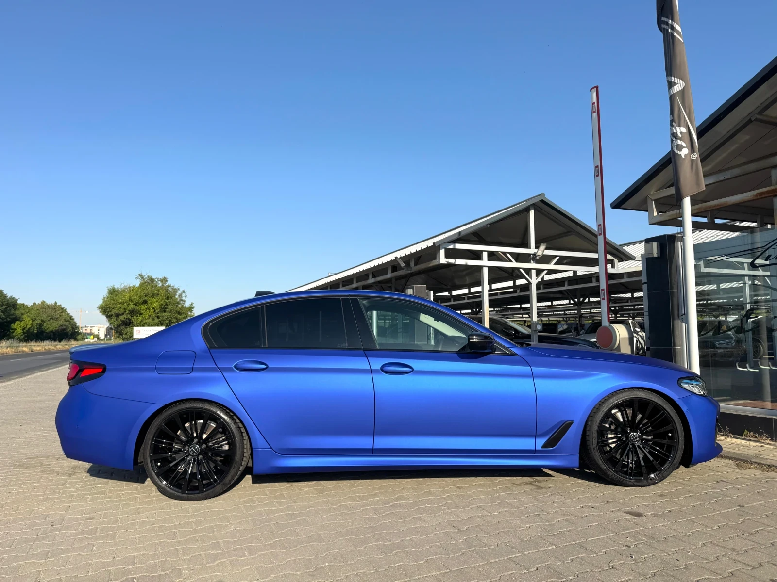 BMW 530 i#XDRVE#M-PACK#FACELIFT#DISTRONIC#CAMERA#134100KM - изображение 6