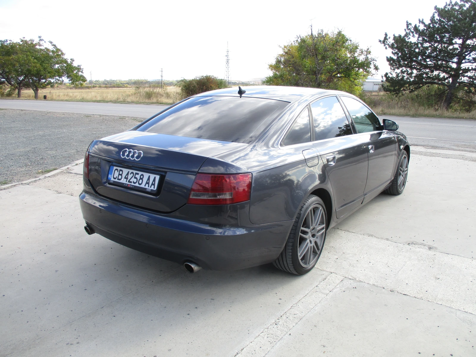 Audi A6 3.2/ГАЗ-БЕНЗИН/4х4/255кс./КАТО НОВА - изображение 4