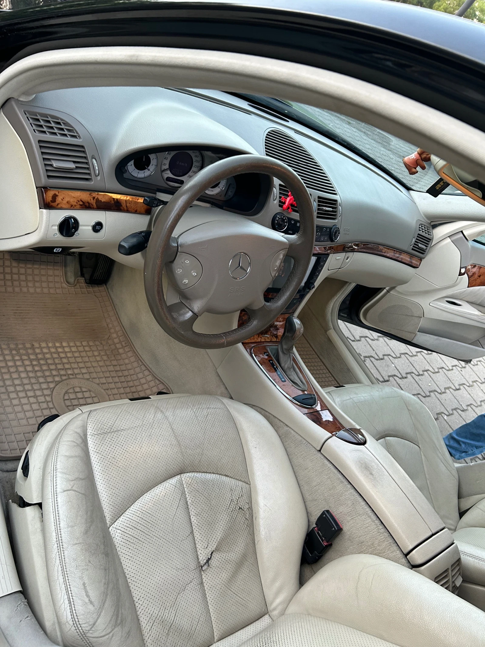 Mercedes-Benz E 320 3.2 | Mobile.bg   5