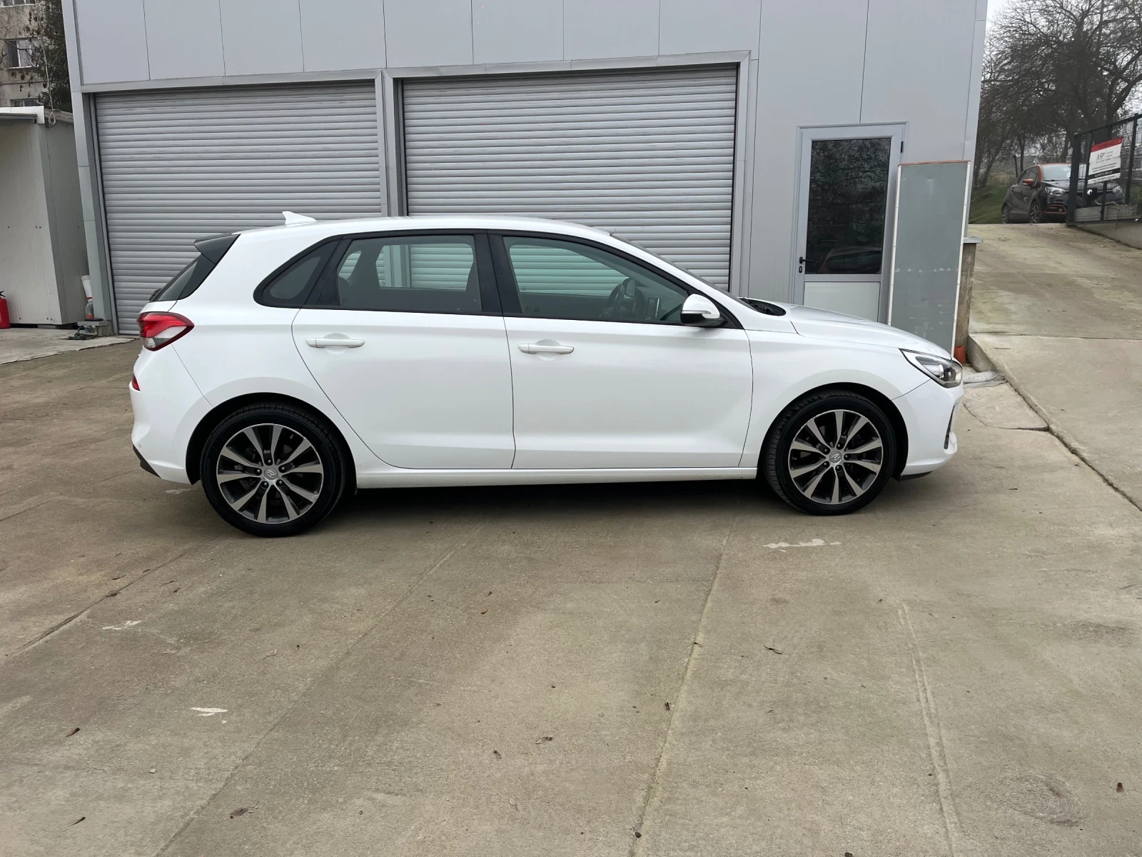 Hyundai I30 1.6 автомат - изображение 7