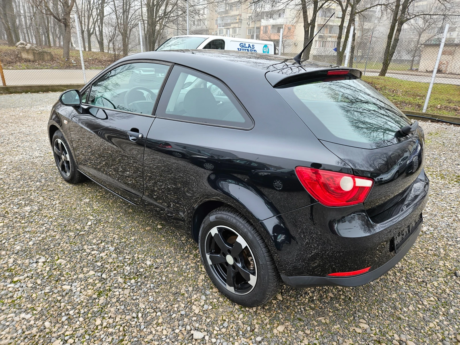 Seat Ibiza 1.6 90кс.FACELIFT - изображение 5