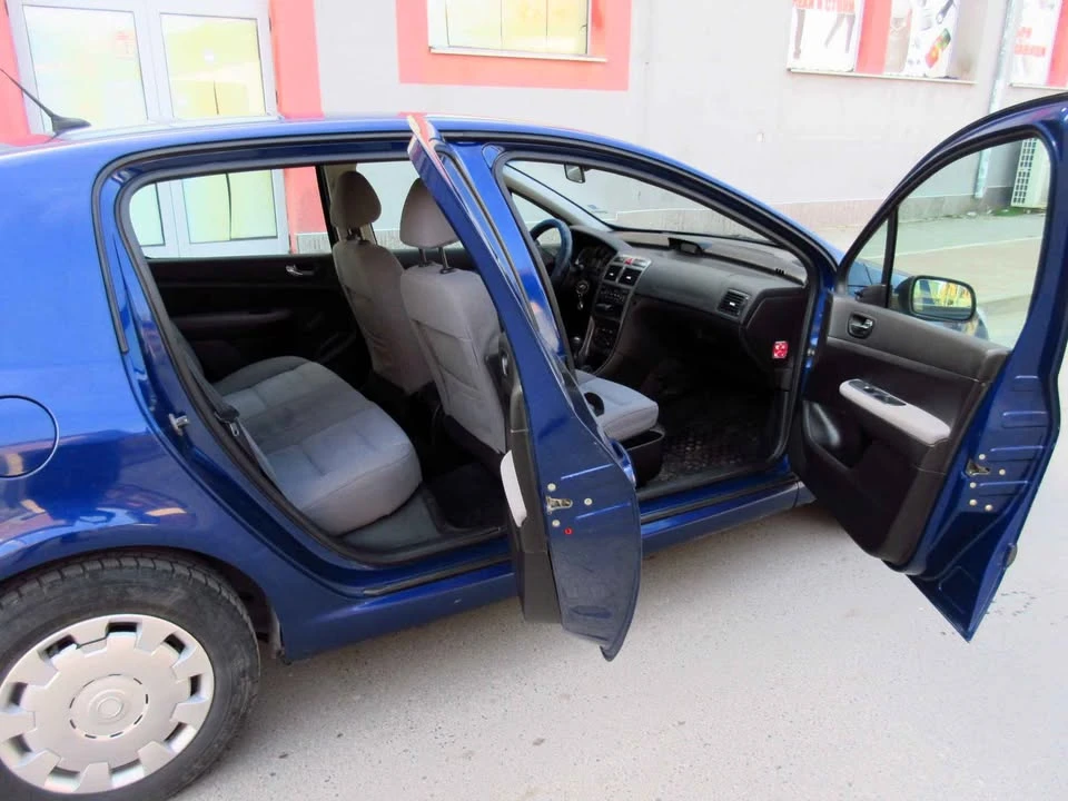 Peugeot 307 2.0 HDI, снимка 8 - Автомобили и джипове - 53710466