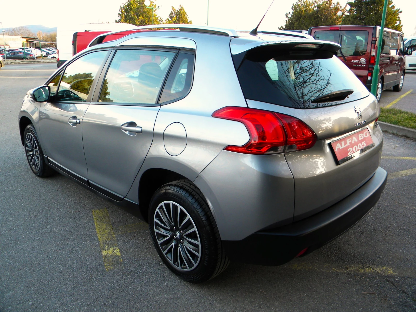 Peugeot 2008 1.4ecoHDI* КАТО НОВО* EURO5B, снимка 6 - Автомобили и джипове - 53780742