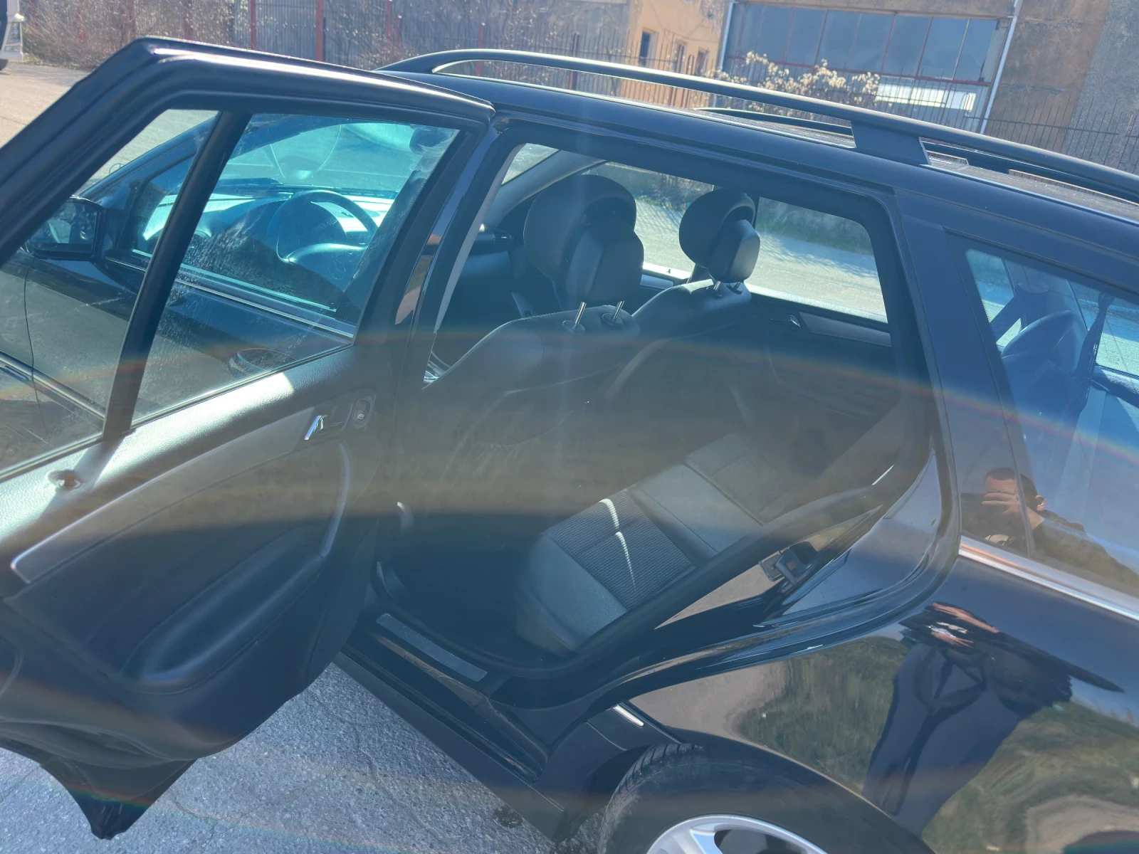 Mercedes-Benz C 220 Avangard, снимка 8 - Автомобили и джипове - 53823505