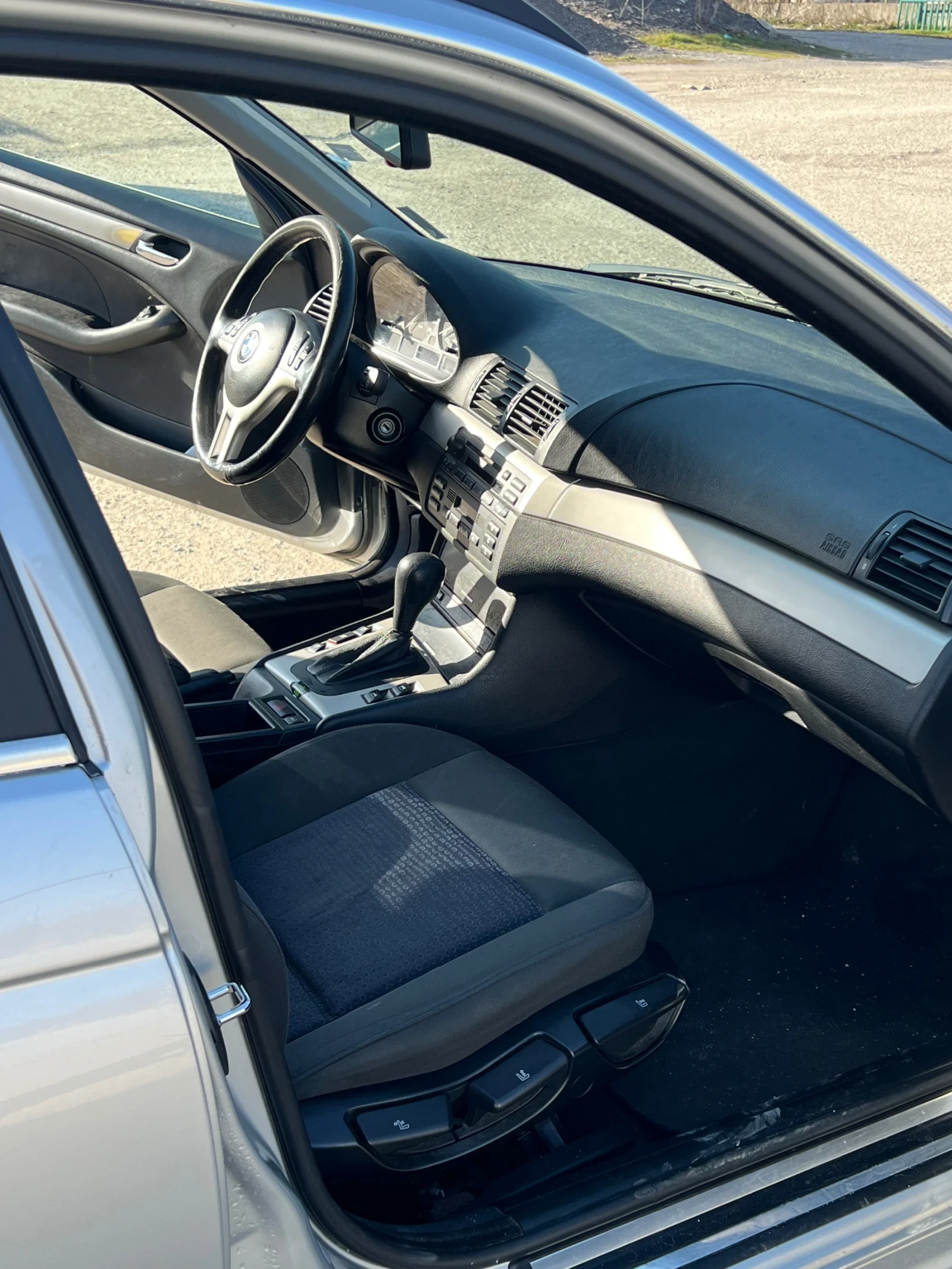 BMW 330 D задно, снимка 8 - Автомобили и джипове - 53848035