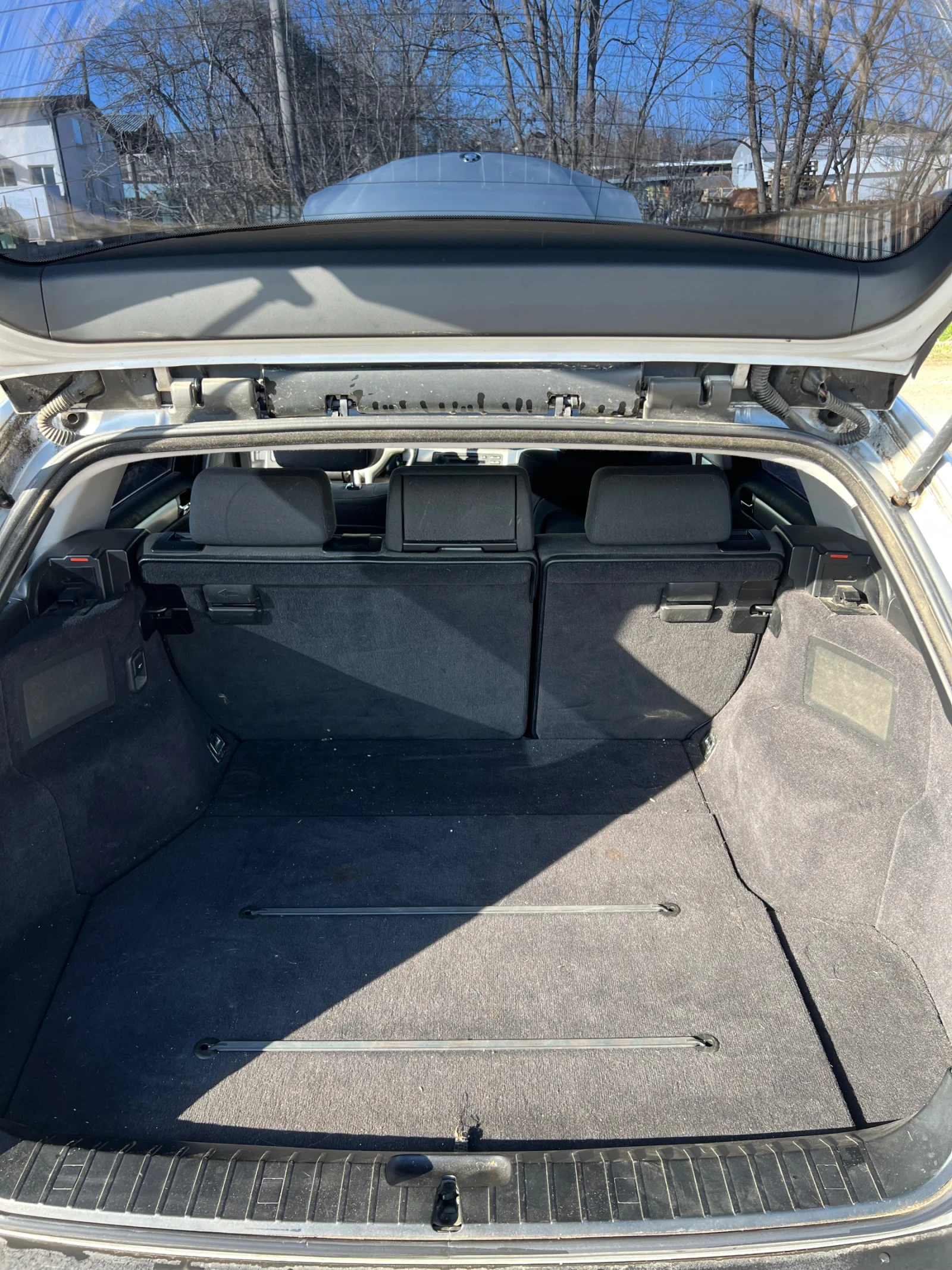 BMW 330 D задно, снимка 9 - Автомобили и джипове - 53848035