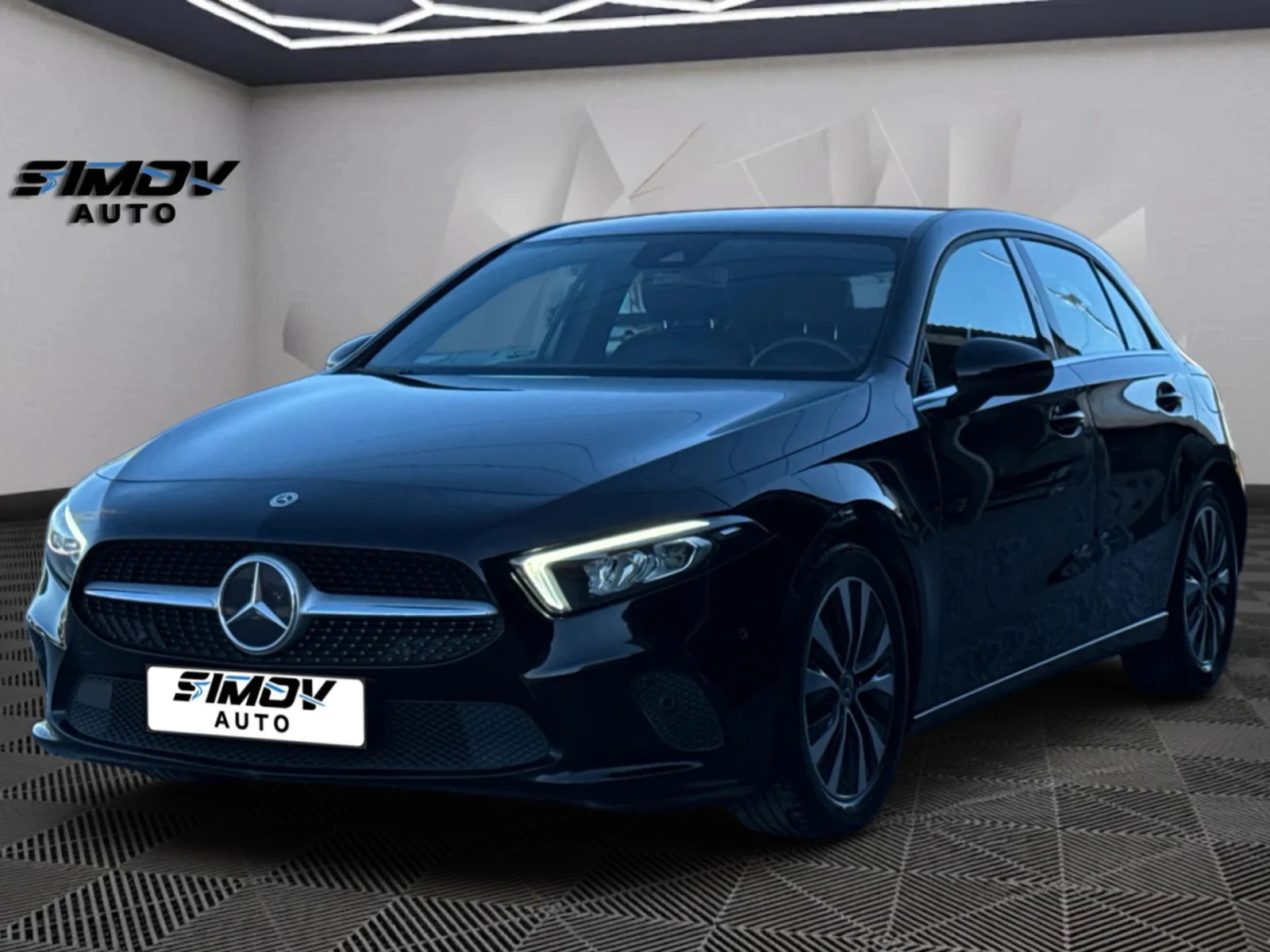 Mercedes-Benz A 180 D АВТОМАТИК НАВИГАЦИЯ КОЖА LED СВЕТЛИНИ КАМЕРА