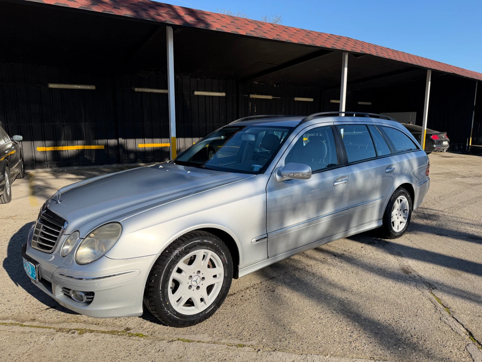 Mercedes-Benz E 280, снимка 6 - Автомобили и джипове - 54642432