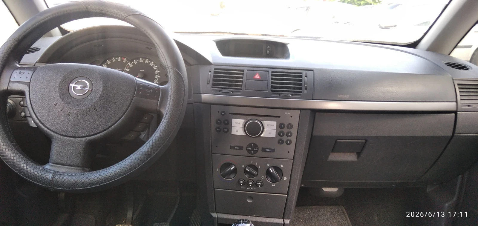Opel Meriva 1.4 i, снимка 9 - Автомобили и джипове - 54895410