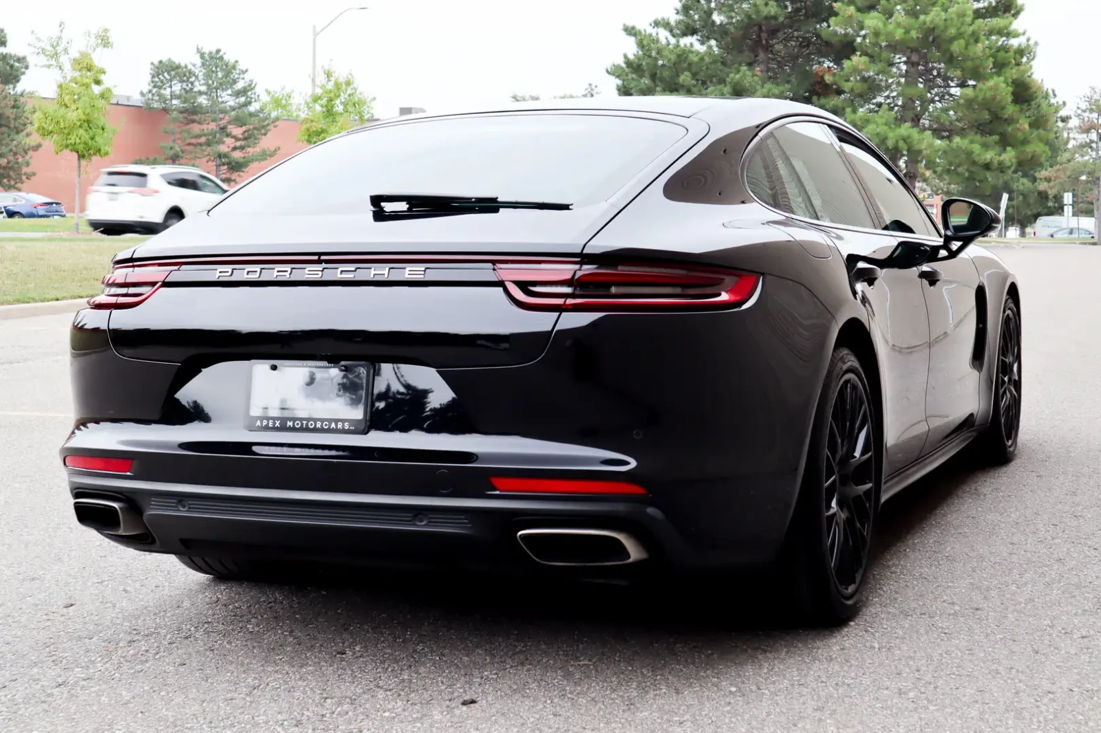 Porsche Panamera 4* BOSE* ПОДГРЕВ* ОБДУХВАНЕ* ПАНОРАМА* , снимка 2 - Автомобили и джипове - 55049962