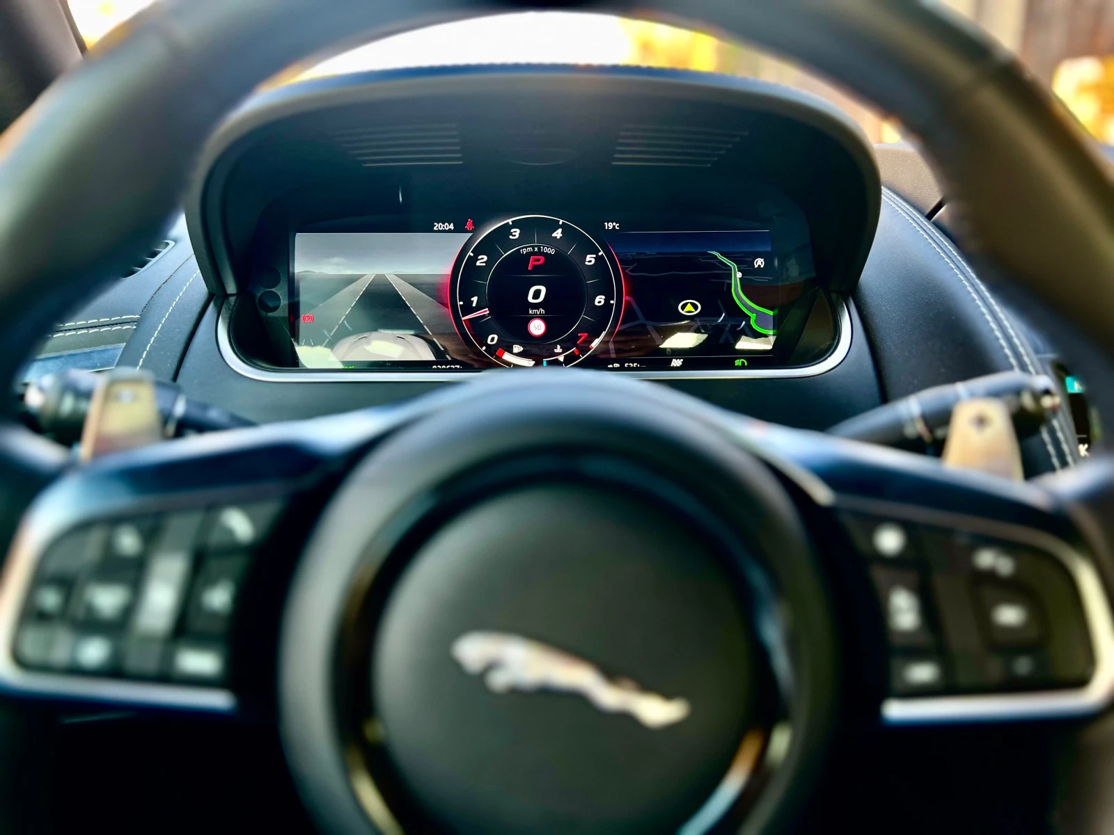Jaguar F-Type SVO, снимка 11 - Автомобили и джипове - 55189457