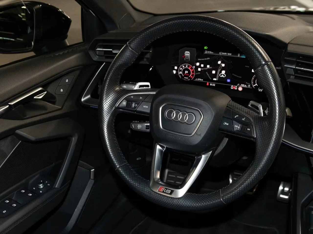 Audi Rs3 SPORTSBACK 2.5/400HP/CERAMIC/MATRIX/B&O/310h, снимка 10 - Автомобили и джипове - 55478447