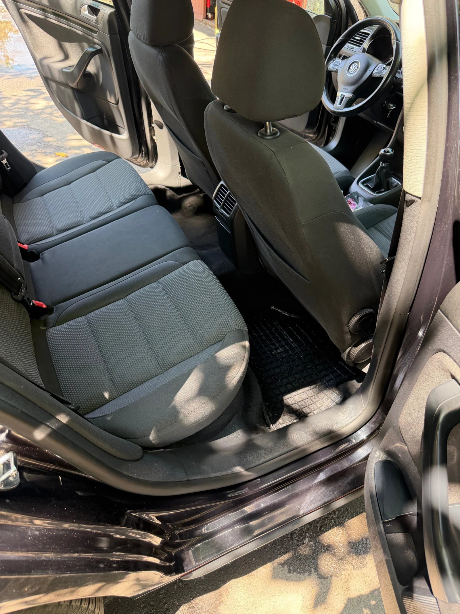 VW Golf 2.0, снимка 12 - Автомобили и джипове - 55624759