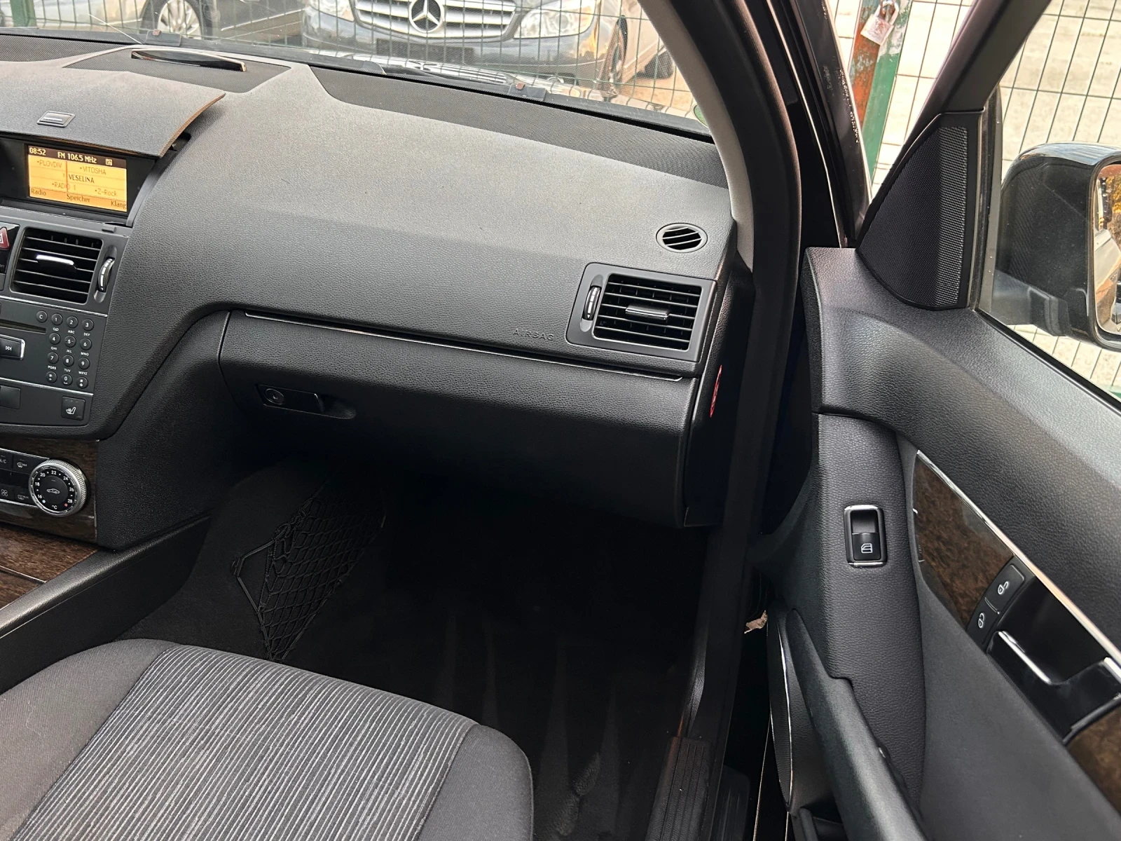 Mercedes-Benz C 220 OM646, снимка 12 - Автомобили и джипове - 55677584