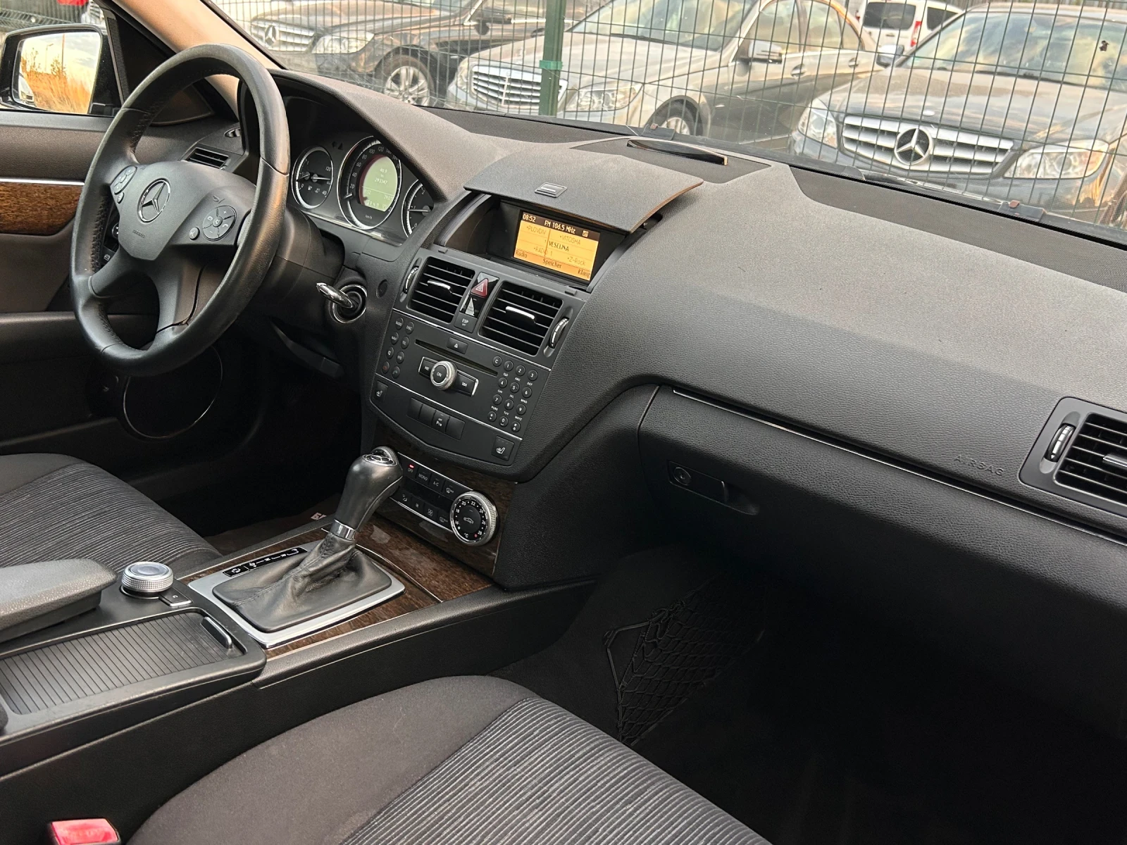 Mercedes-Benz C 220 OM646, снимка 13 - Автомобили и джипове - 55677584