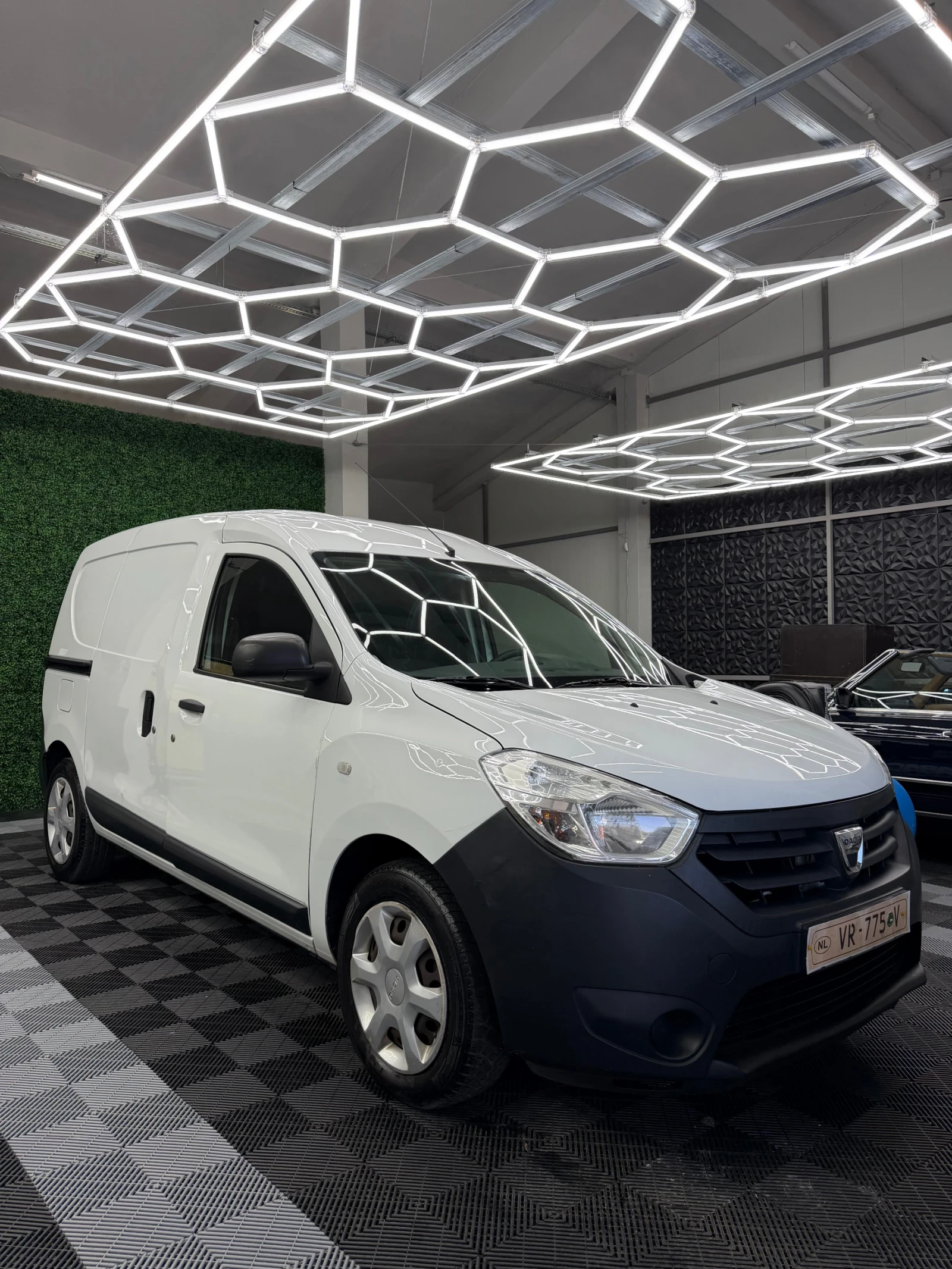 Dacia Dokker 1.5 dCi | Климатик | Нов Внос, снимка 2 - Автомобили и джипове - 55708567