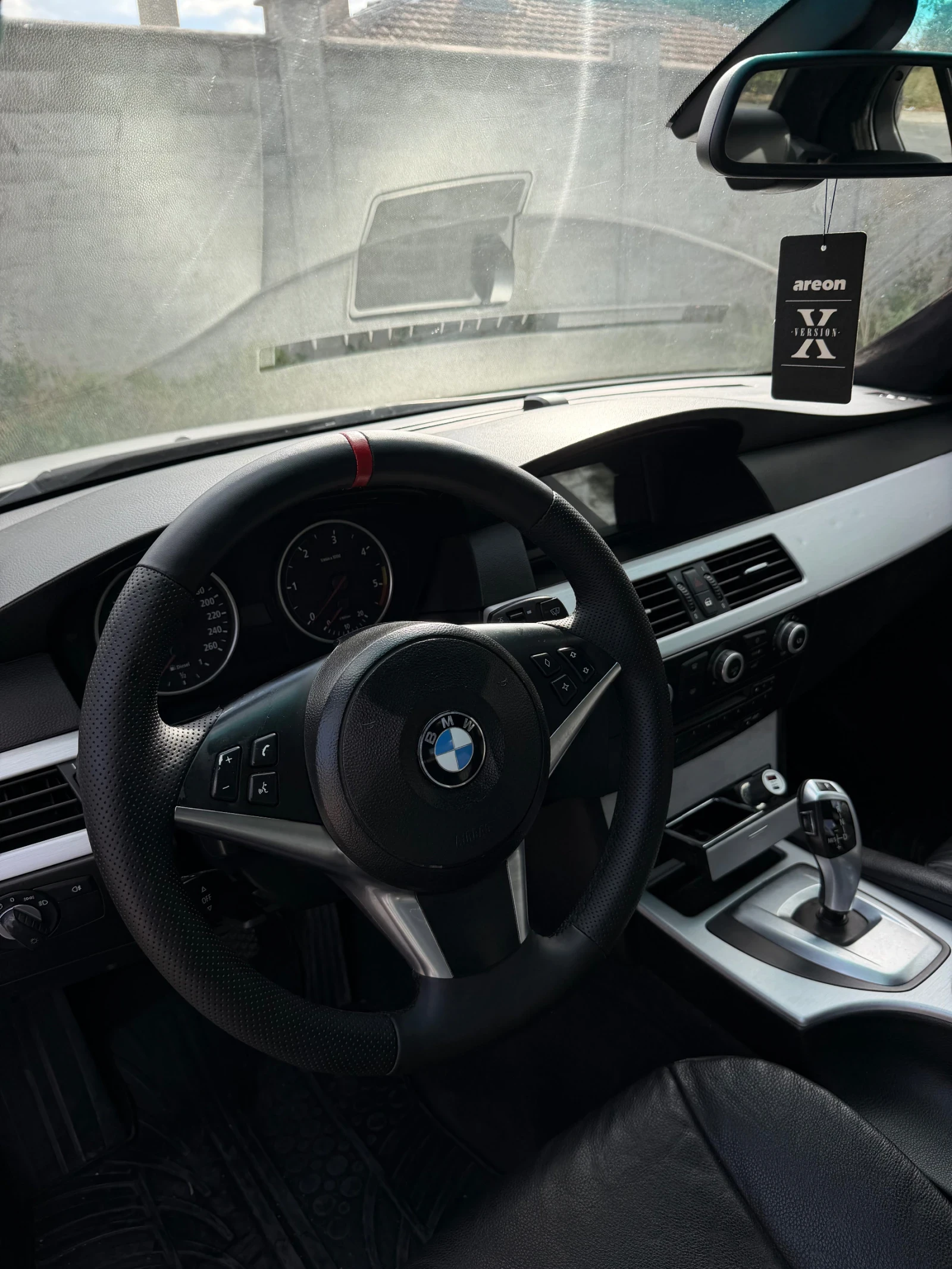 BMW 530 Xdrive, снимка 15 - Автомобили и джипове - 56063232