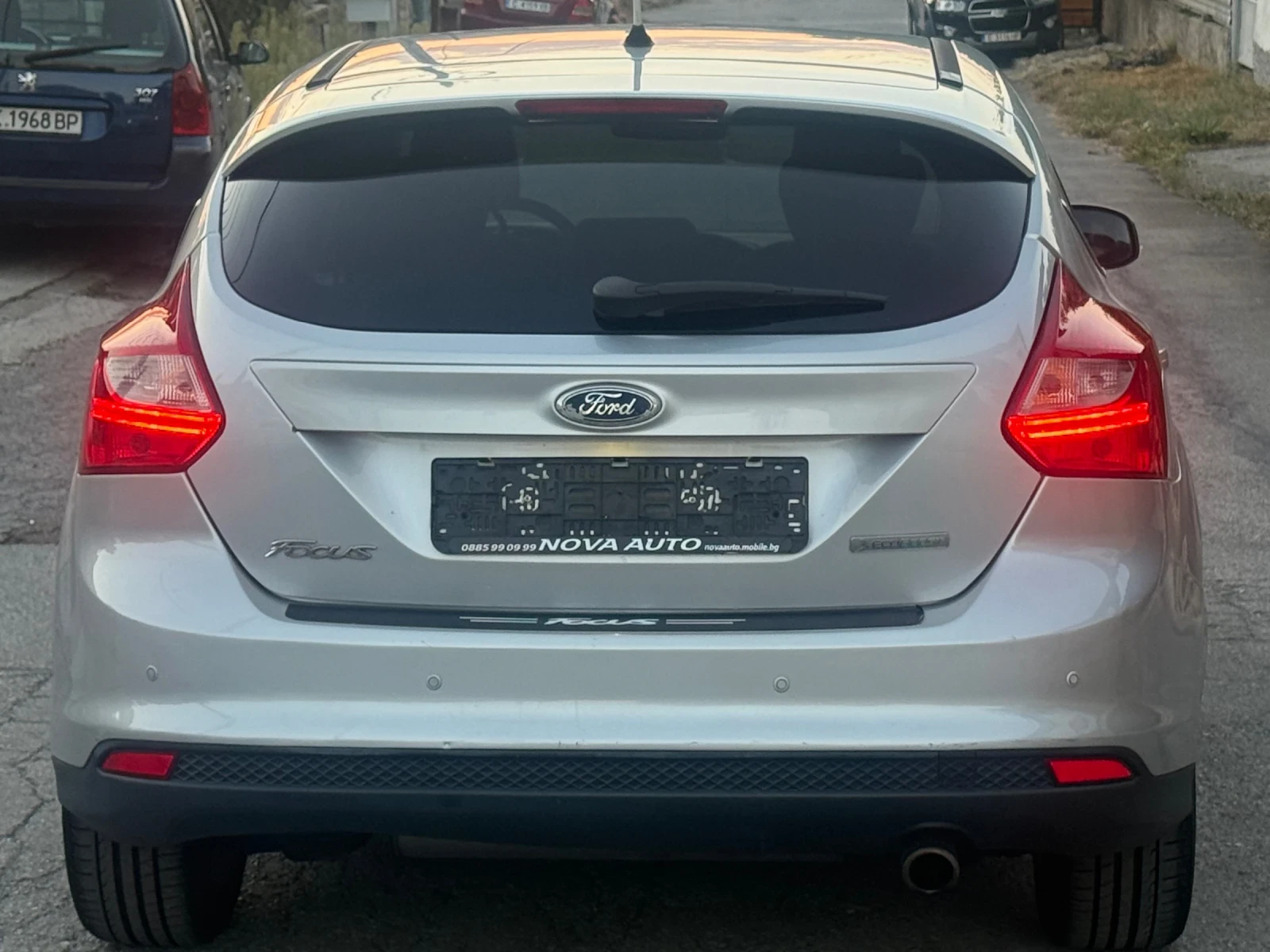 Ford Focus 1.6i 150 k.c. УНИКАЛЕН !!!, снимка 6 - Автомобили и джипове - 56120786
