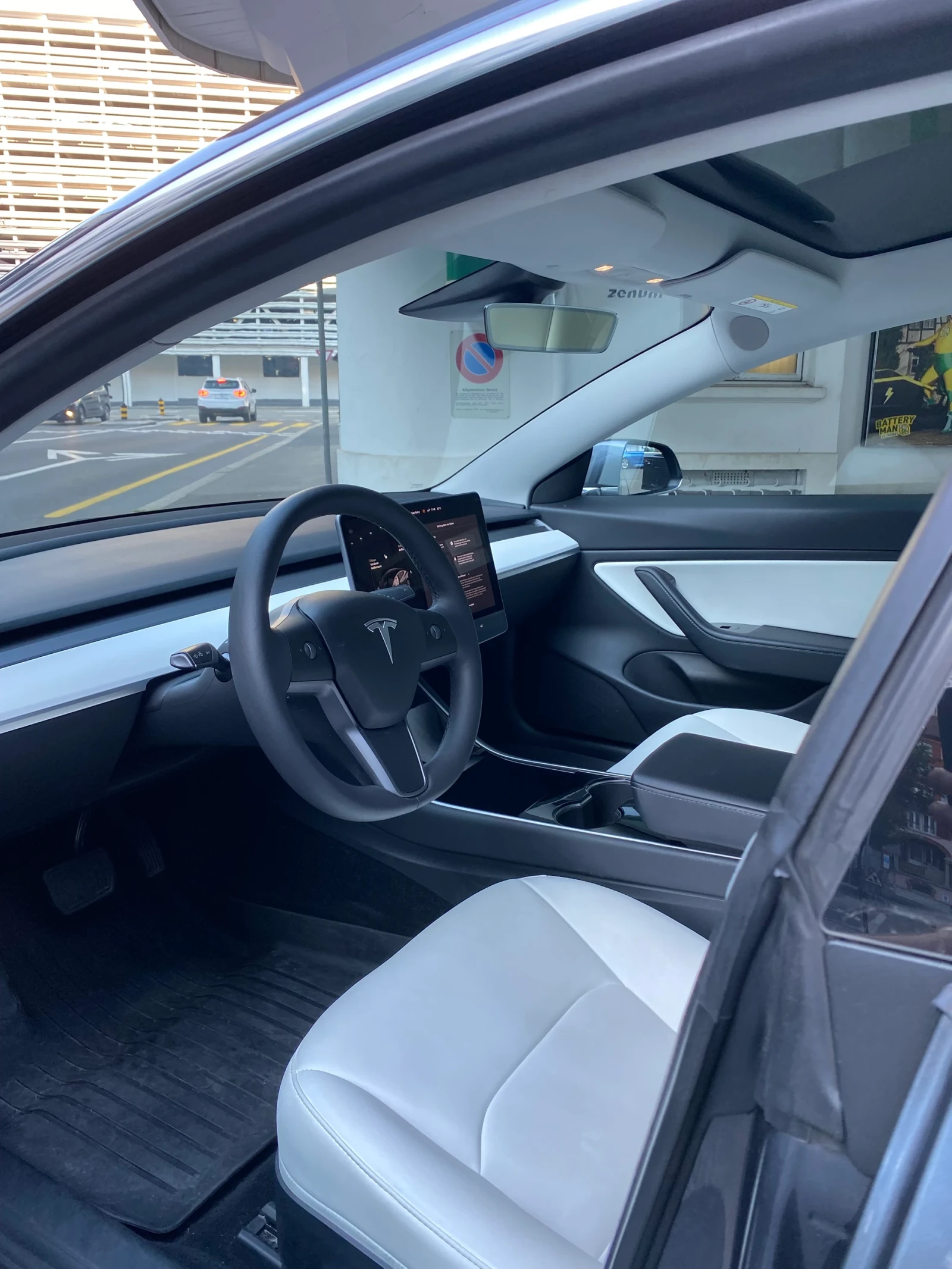 Tesla Model 3 Dual Motor !!! ШВЕЙЦАРИЯ !!!!, снимка 8 - Автомобили и джипове - 56129068
