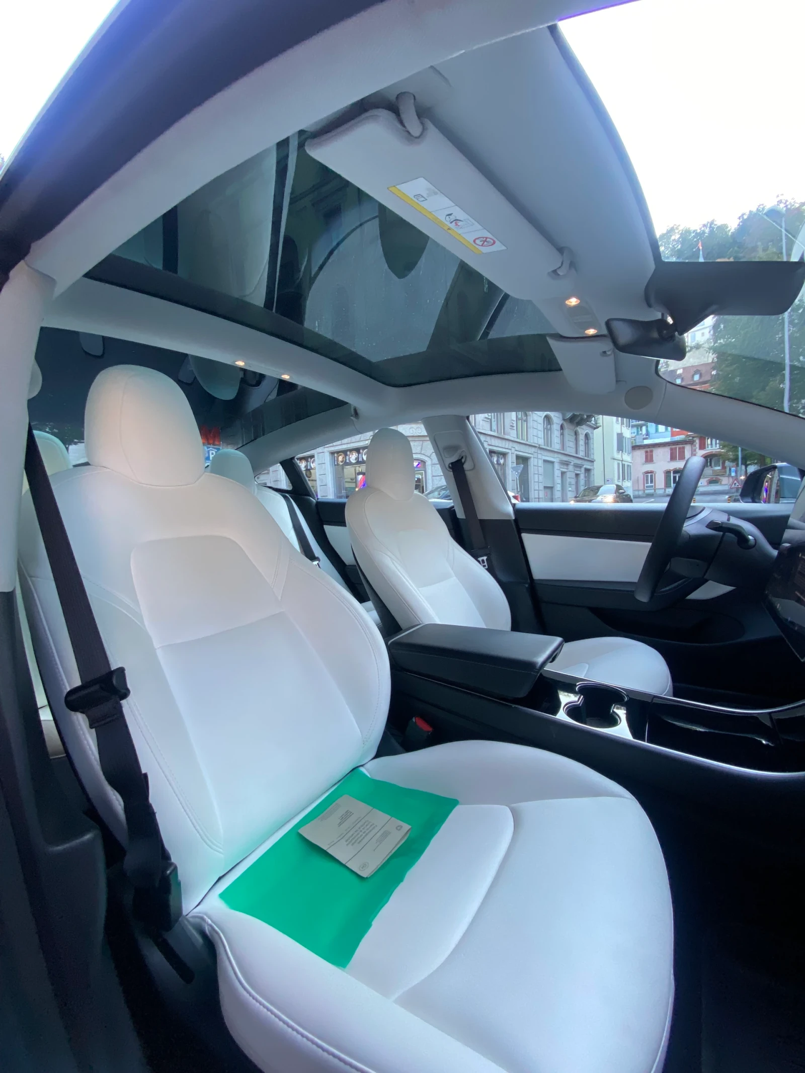 Tesla Model 3 Dual Motor !!! ШВЕЙЦАРИЯ !!!!, снимка 12 - Автомобили и джипове - 56129068