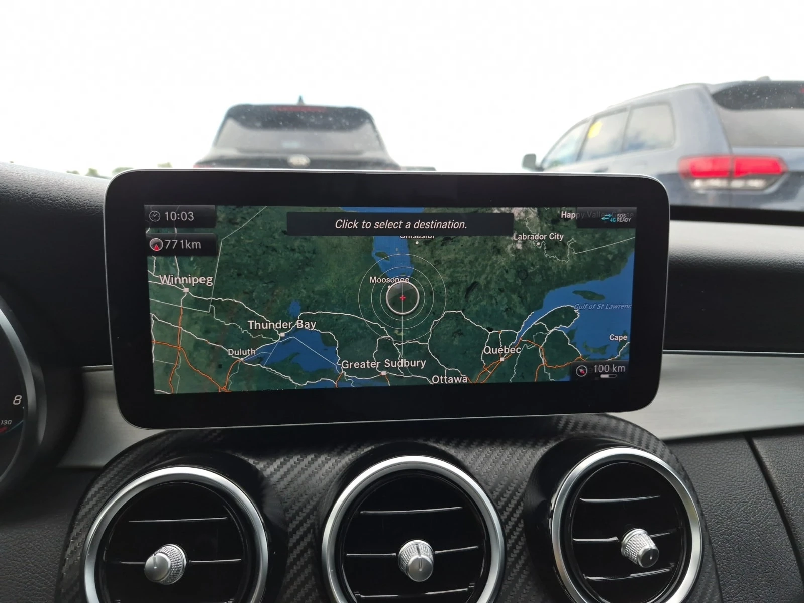 Mercedes-Benz C 300 * AMG Line * Multibeam * CARFAX * , снимка 8 - Автомобили и джипове - 56158795