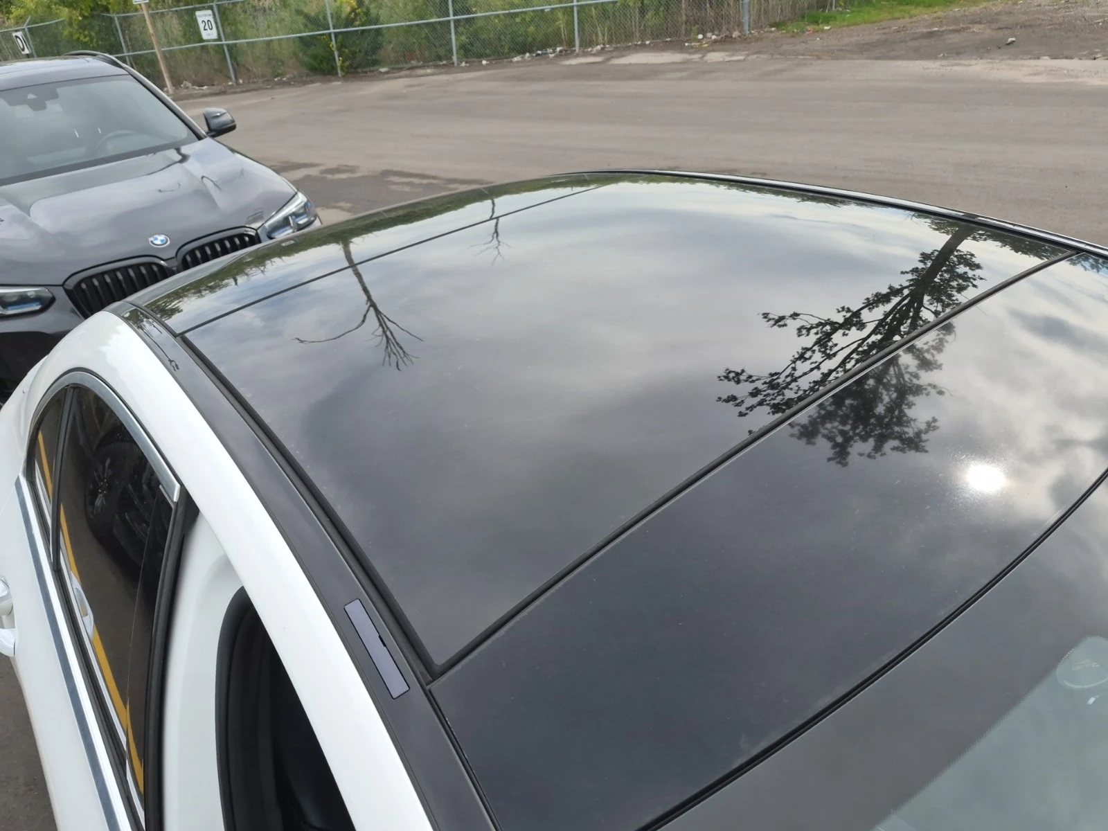Mercedes-Benz C 300 * AMG Line * Multibeam * CARFAX * , снимка 13 - Автомобили и джипове - 56158795