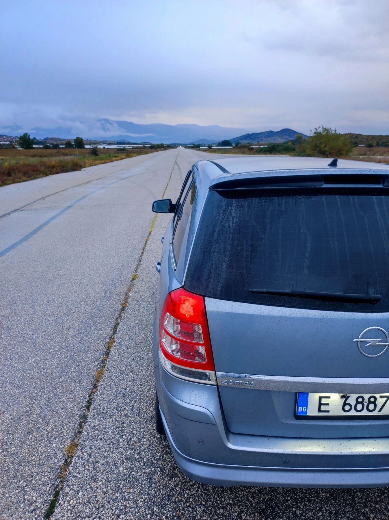 Opel Zafira 1.9CDTI OPC LINE, снимка 5 - Автомобили и джипове - 56466821
