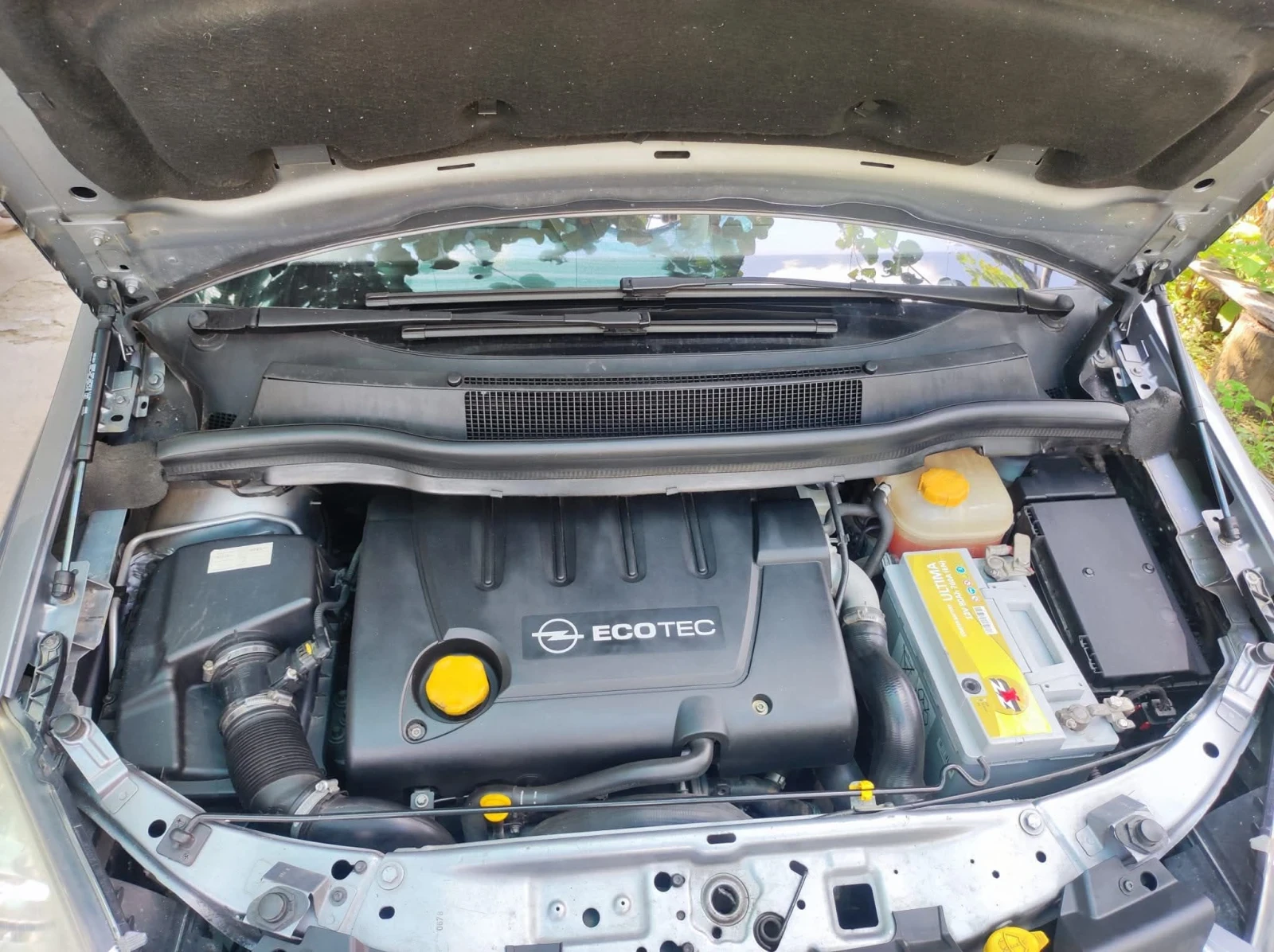 Opel Zafira 1.9CDTI OPC LINE, снимка 9 - Автомобили и джипове - 56466821