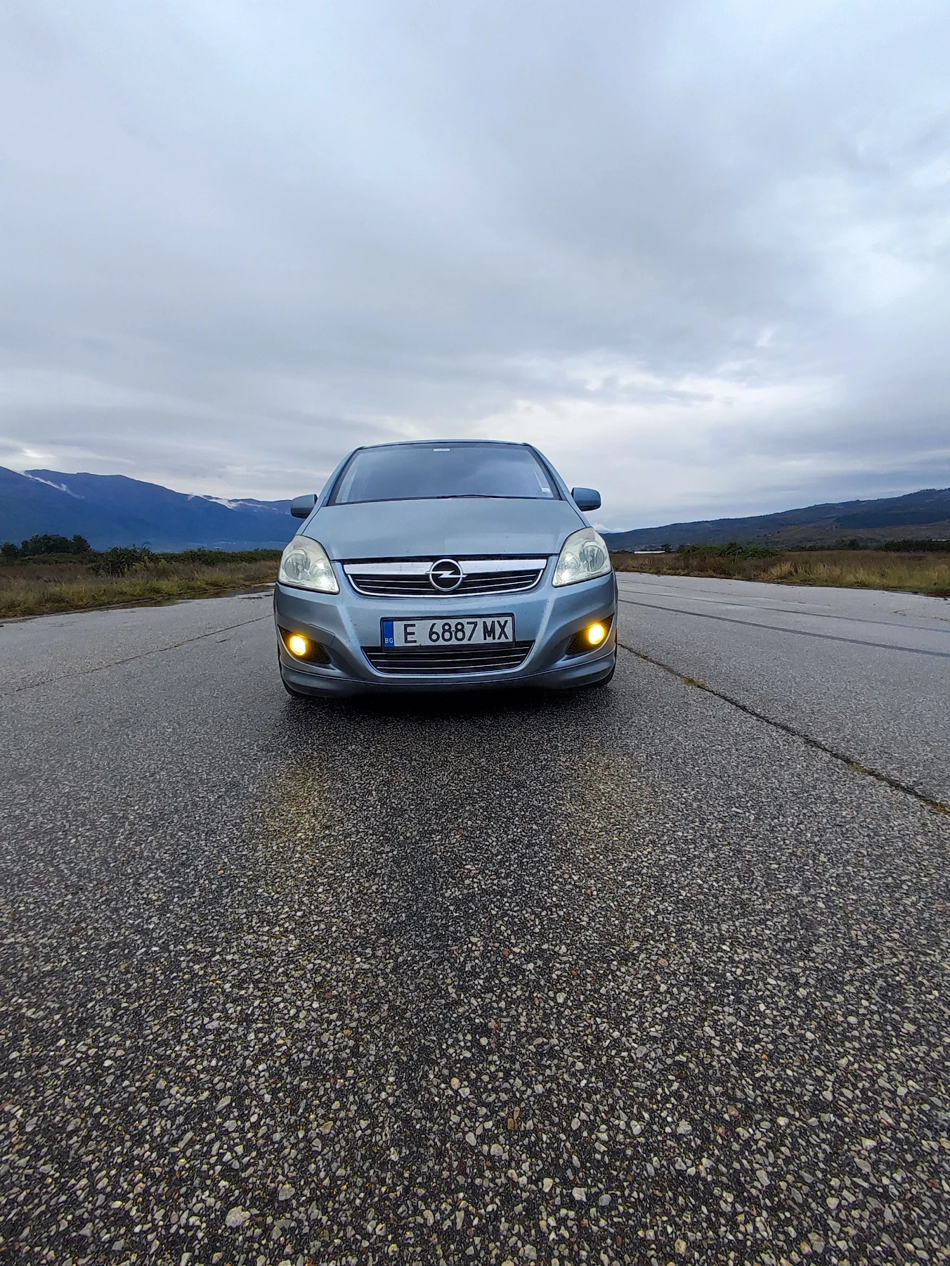 Opel Zafira 1.9CDTI OPC LINE, снимка 2 - Автомобили и джипове - 56466821