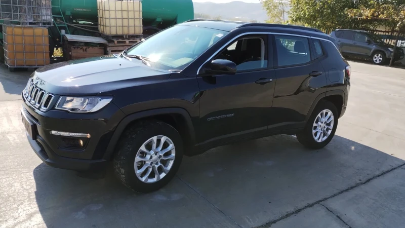 Jeep Compass Хибрид, снимка 1 - Автомобили и джипове - 47963059