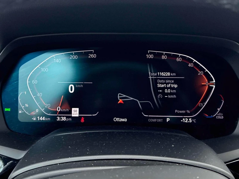 BMW X5 40i* М пакет* Обдух* Lazer* 360* CarPlay* Пано, снимка 7 - Автомобили и джипове - 53233367