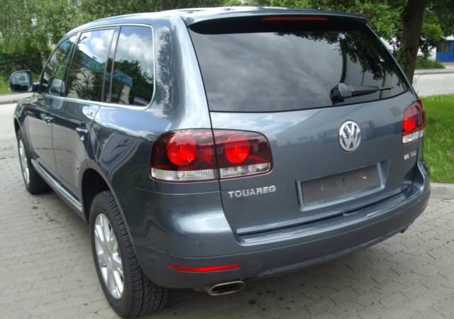 VW Touareg 3.0 TDI 3.0benzi, снимка 1 - Автомобили и джипове - 758377