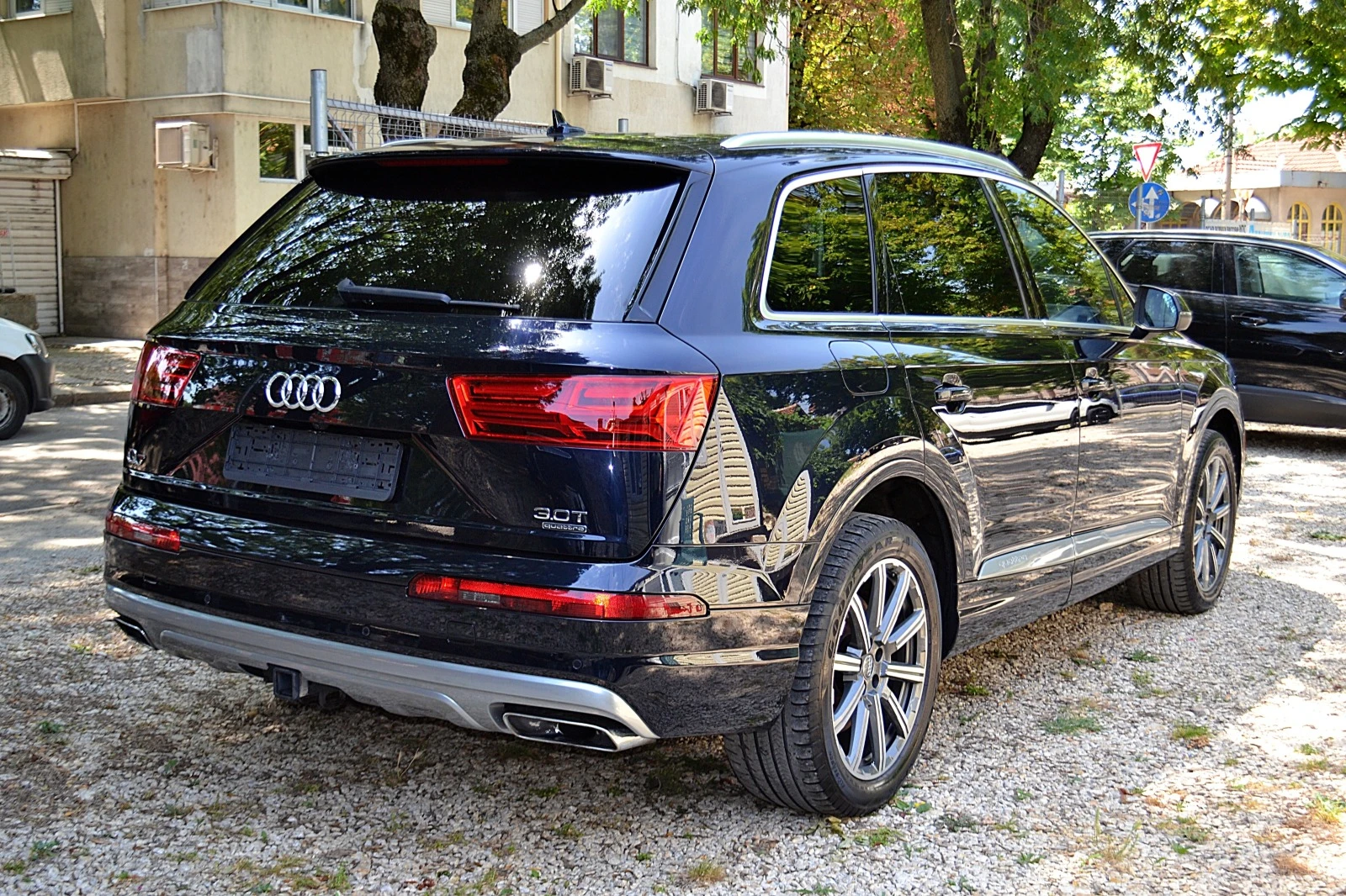 Audi Q7 3.0TFSI Quattro Prestige Luxury Package - изображение 3