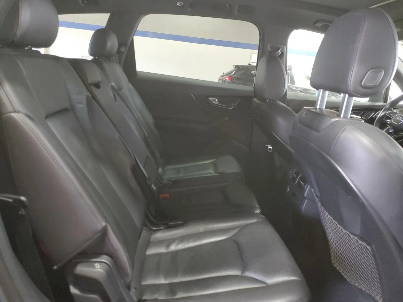 Audi Q7 Premium - изображение 10