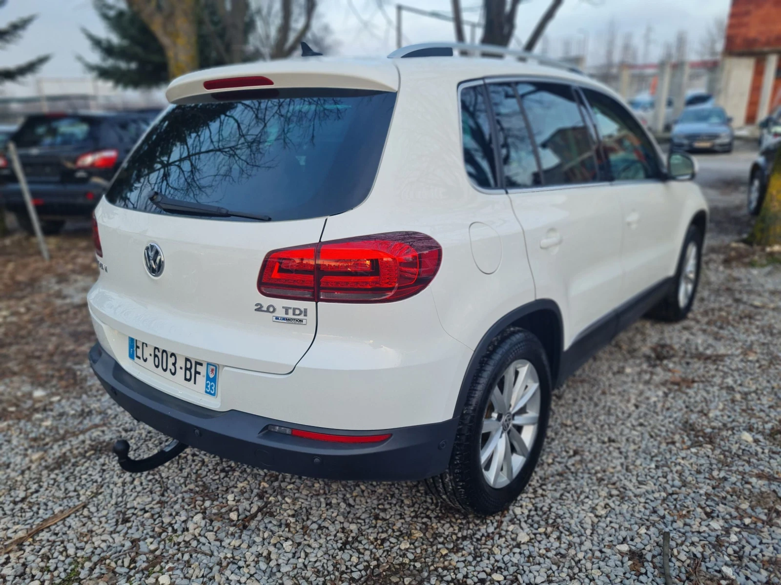 VW Tiguan 2.0TDI KEYLESS/NAVI/PANORAMA - изображение 5